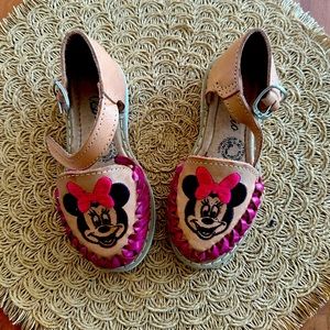 Mexican Guaraches w embroiderd Minnie